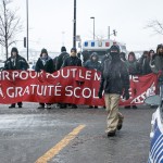 Les étudiants manifestent devant le ministère de l’Éducation