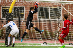 Soccer: Les Redmen de McGill affrontent les Carabins de l'Université de Montréal