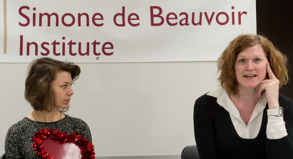 à gauche Stéphanie Dufresne et à droite Viviane Namaste